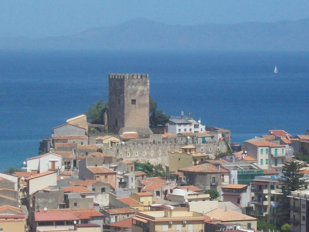 Al Fakhar Bed and Breakfast Ficarra Exterior foto
